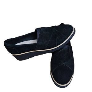 Clarks womens black suede leather sharon loafers EUC